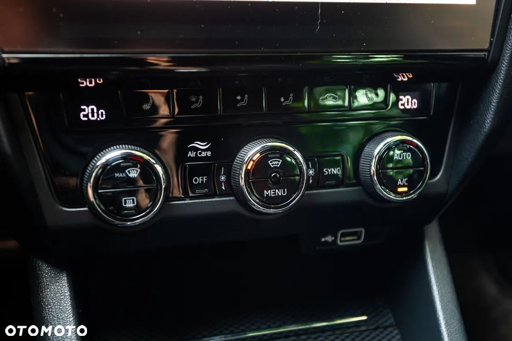 Skoda Octavia 2.0 TDI 4x4 DSG RS - 30