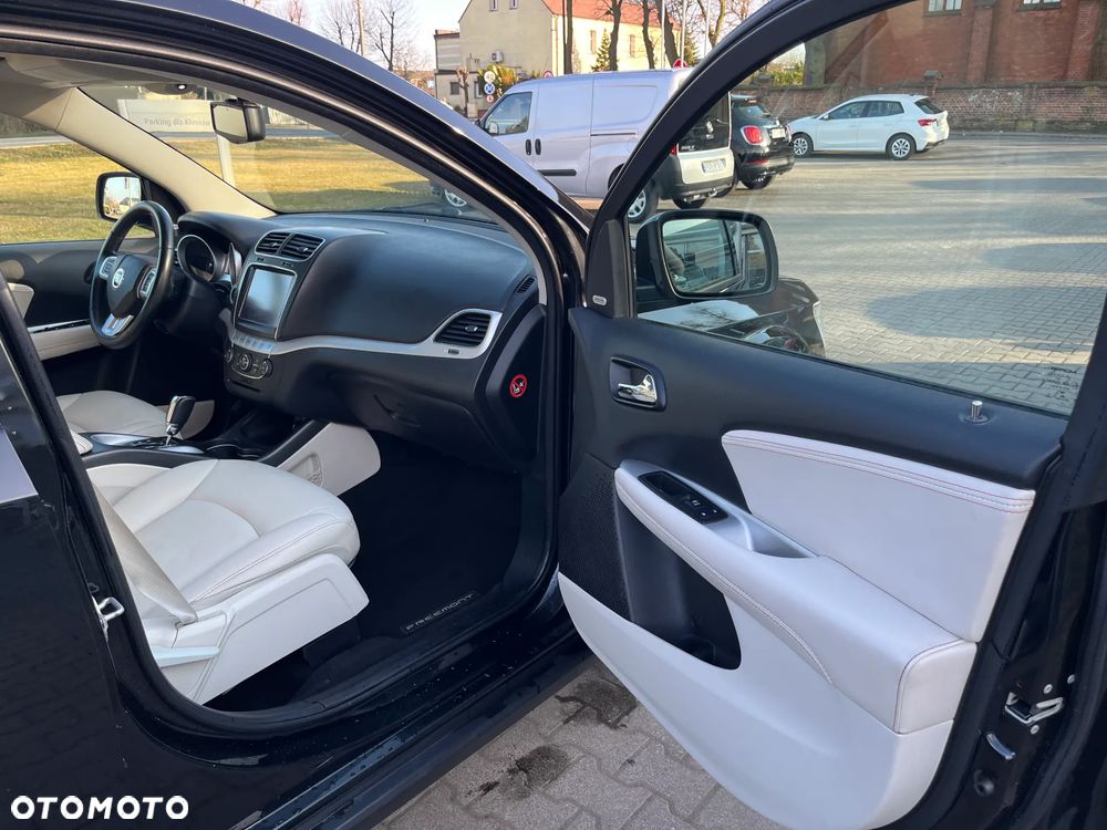 Fiat Freemont 2.0 Multijet Lounge AWD - 13