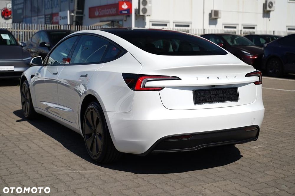 Tesla Model 3 RWD Premium - 6