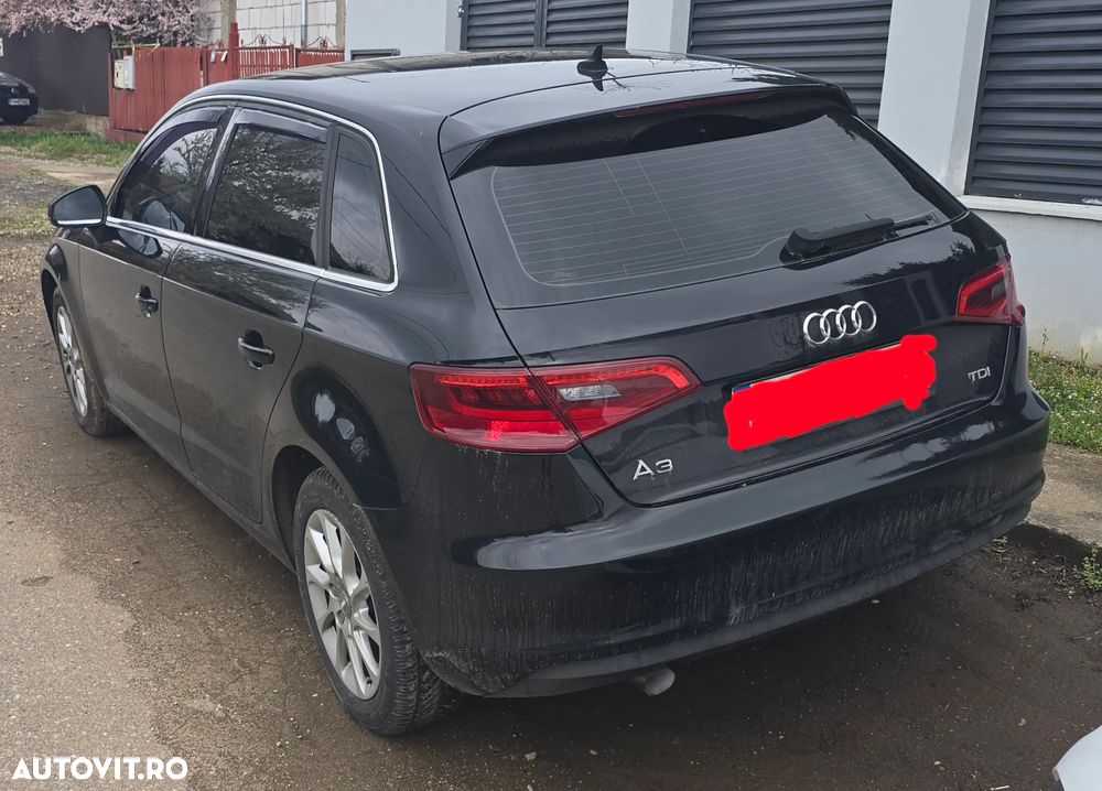 Audi A3 1.6 TDI Ambiente - 4