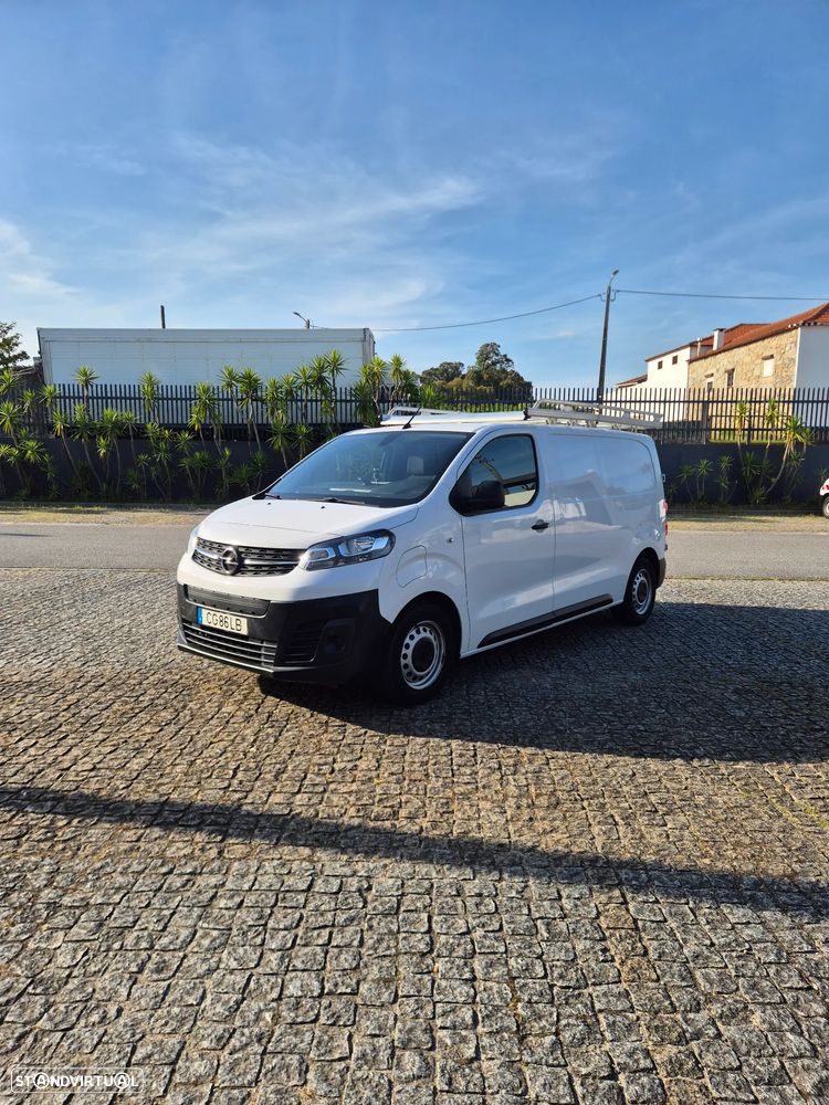Opel Vivarro-E - 2