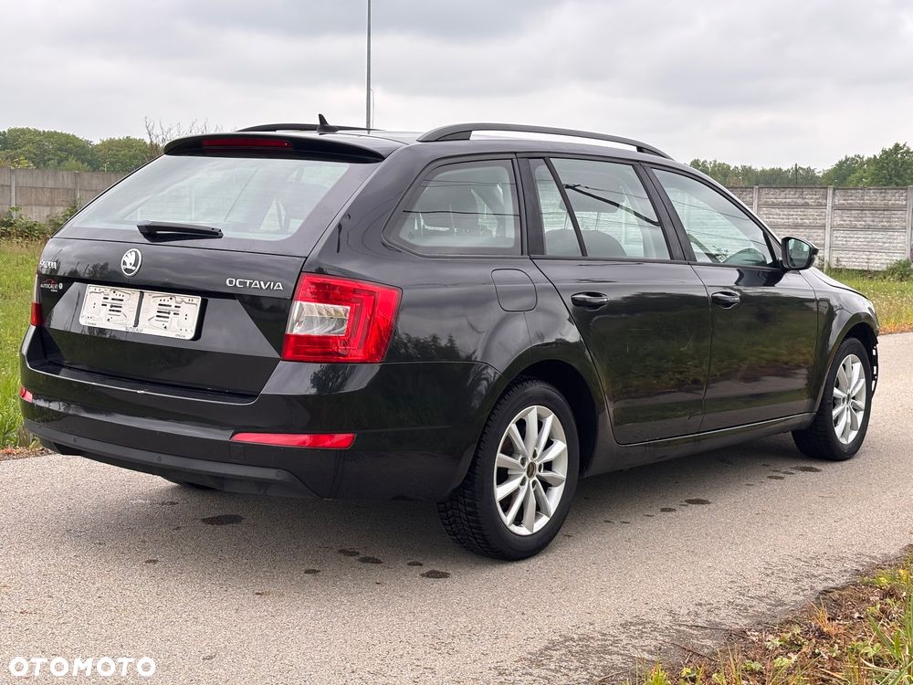 Skoda Octavia 1.6 TDI DPF DSG Ambition - 14