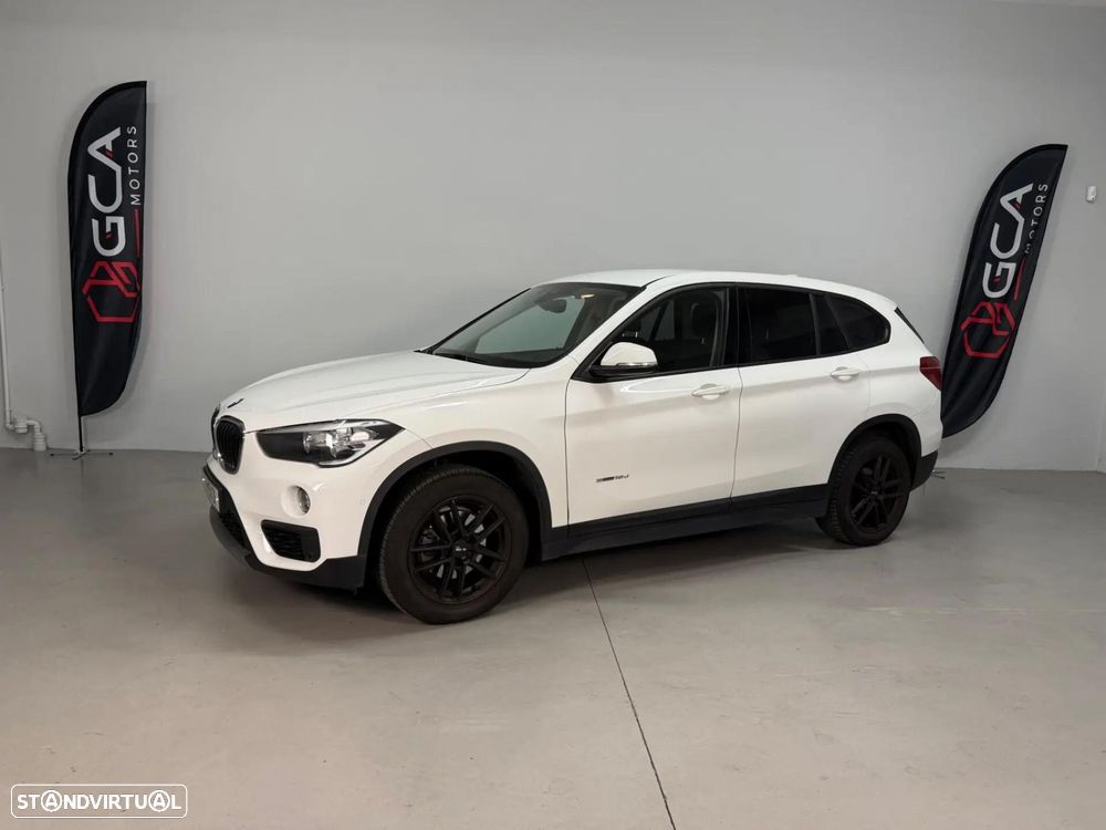 BMW X1 18 d sDrive - 1