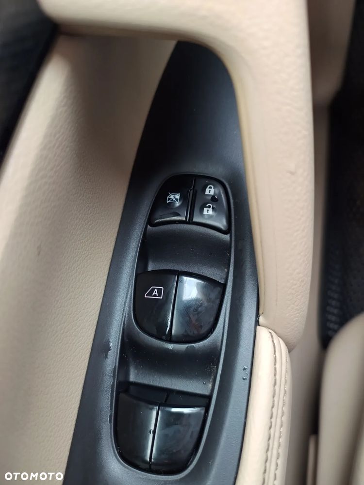 Nissan X-Trail 1.6 DCi Tekna 4WD - 16