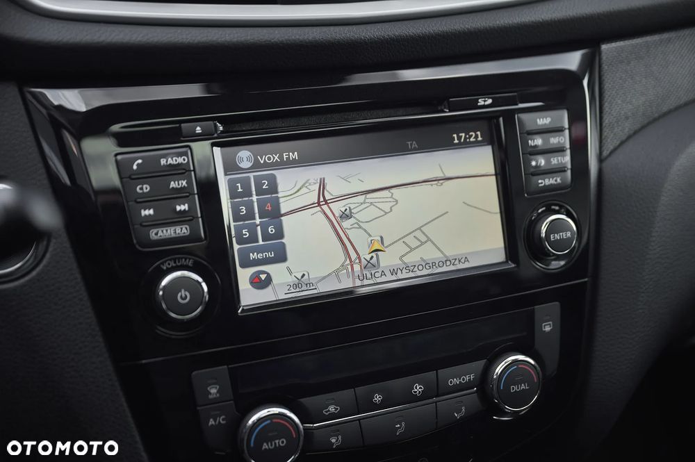 Nissan X-Trail 1.6 DCi Tekna 2WD Xtronic 7os - 32