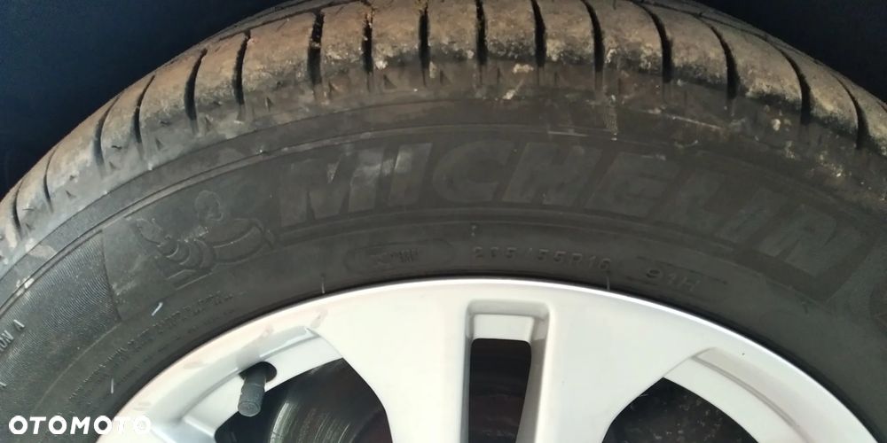 Mercedes-Benz Klasa C 200 T CDI DPF BlueEFFICIENCY Avantgarde - 35