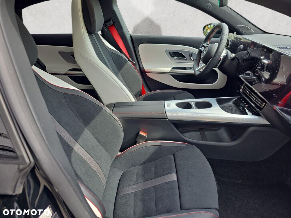 Mercedes-Benz CLA - 16