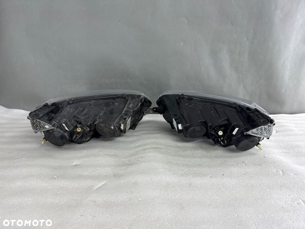 Lampa przednia lewa prawa Dacia Daster II 2 - 3