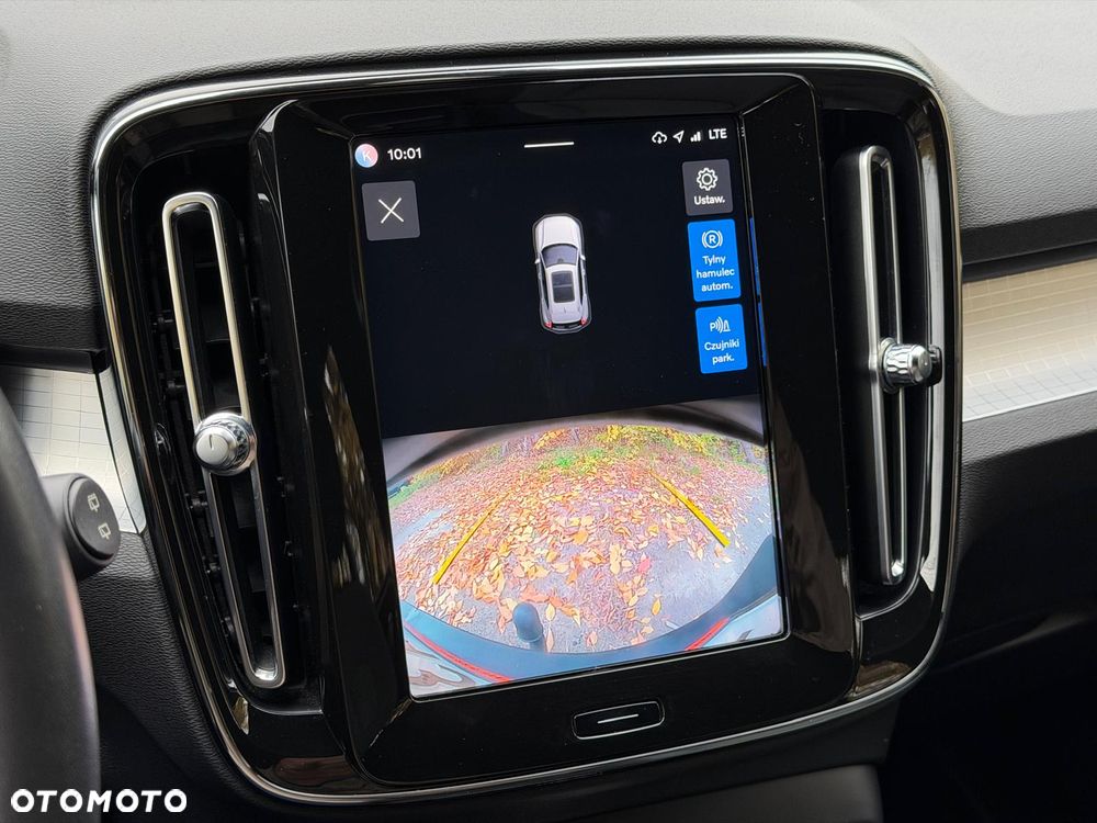 Volvo XC 40 B3 Plus Bright - 33