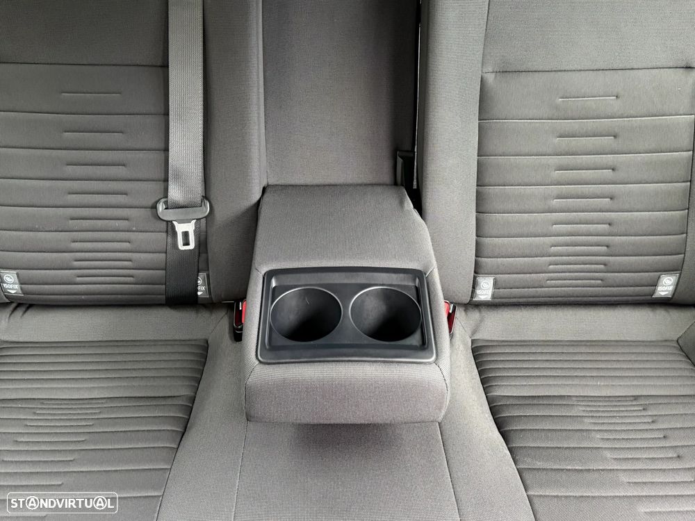 Toyota Auris Touring Sports 1.8 HSD Exclusive+Navi - 46