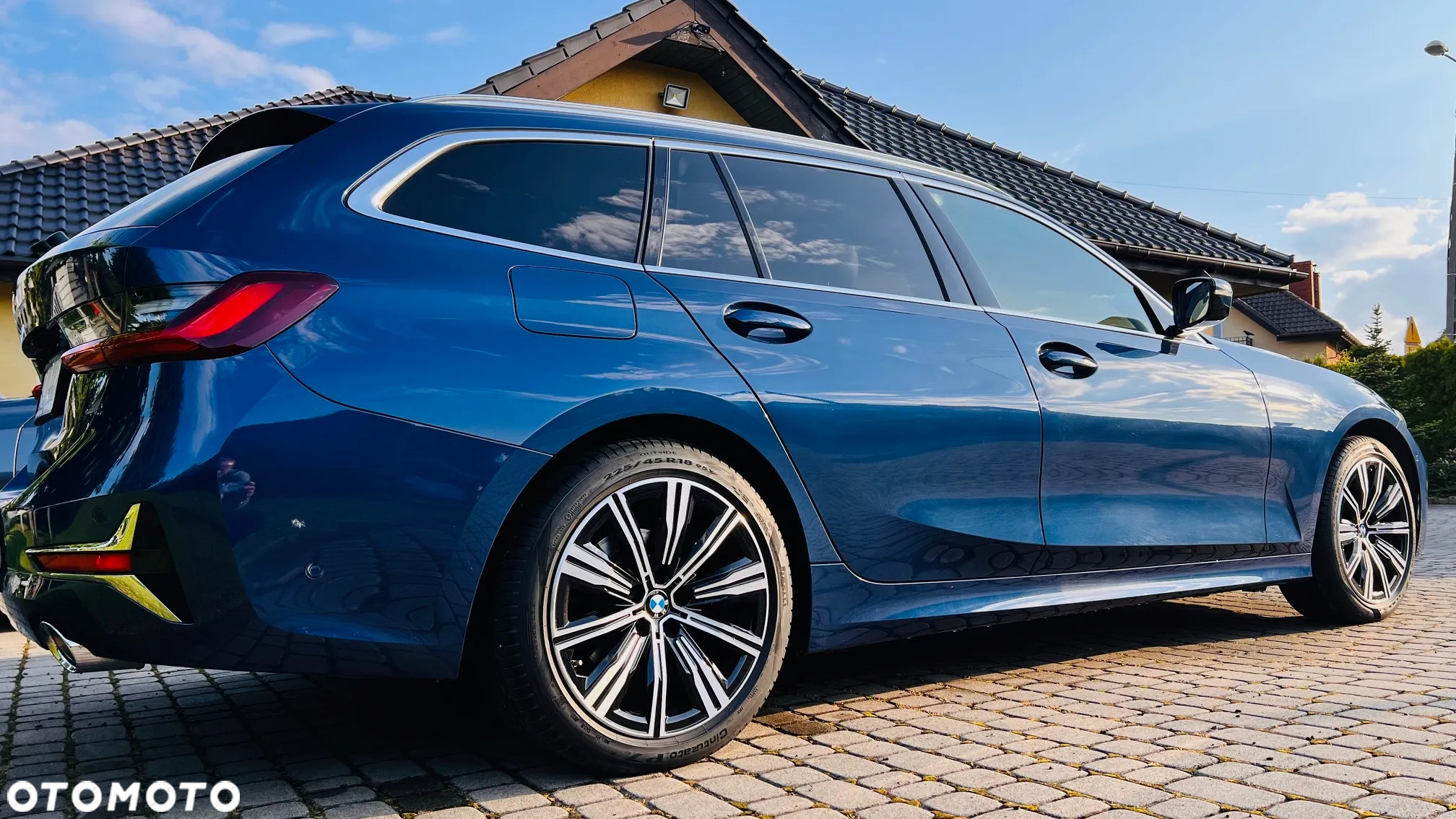 BMW Seria 3 320d xDrive Luxury Line sport - 14
