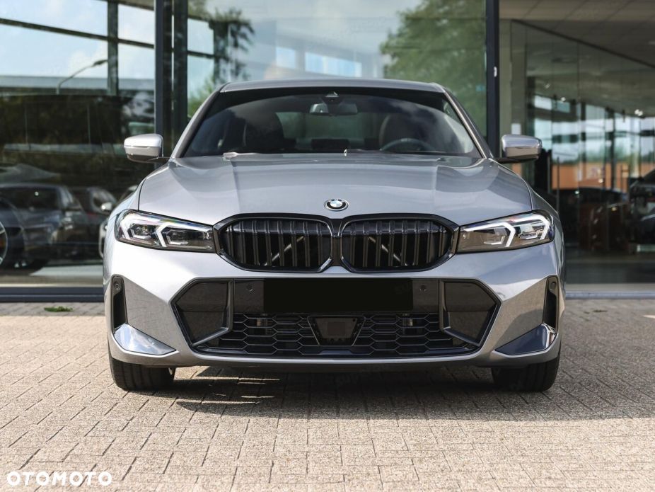 BMW Seria 3 330d xDrive mHEV M Sport sport - 6