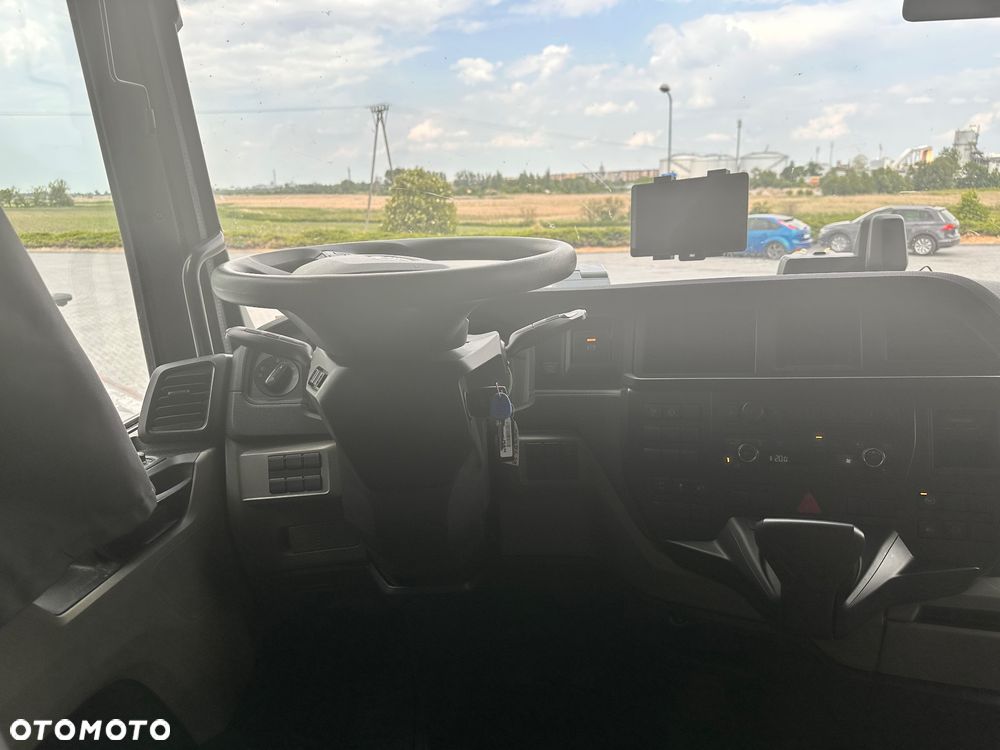 MAN TGX - 12