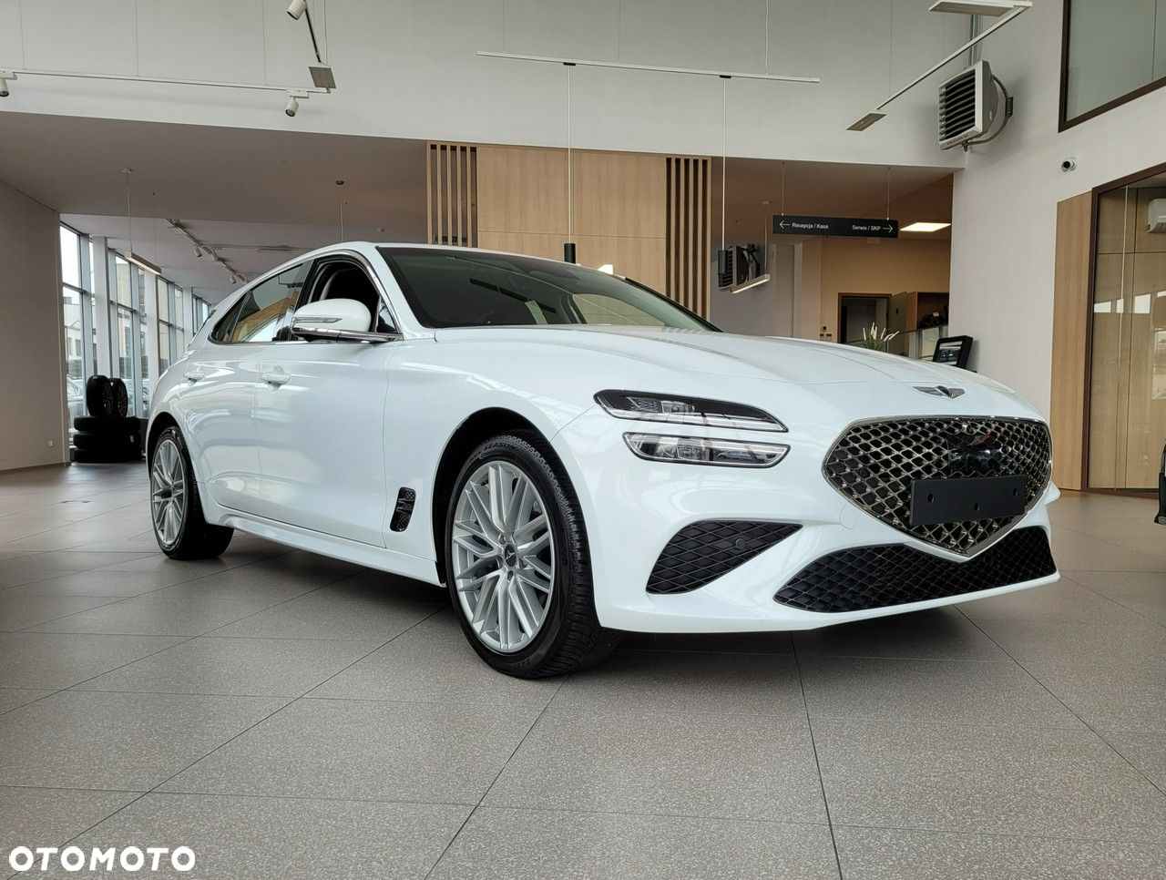 Genesis G70 - 9