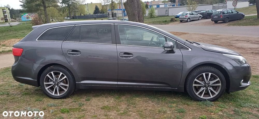 Toyota Avensis 2.2 D-4D Automatik Edition (2014) - 4