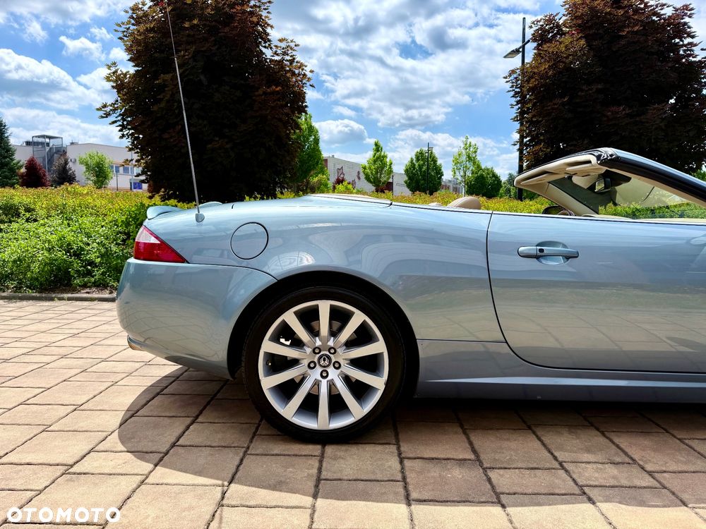 Jaguar XK - 27