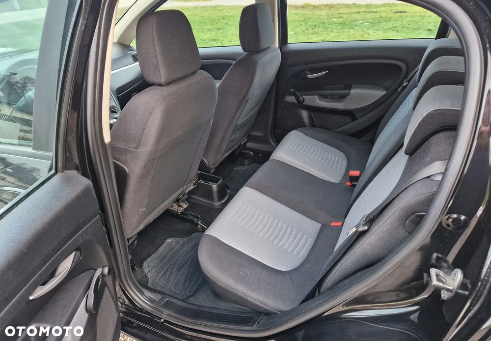 Fiat Punto 1.2 16V Active - 11