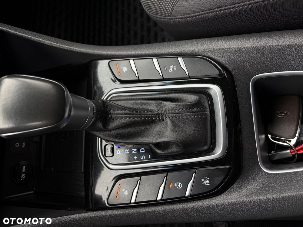 Hyundai IONIQ Plug-in hybrid Premium - 36