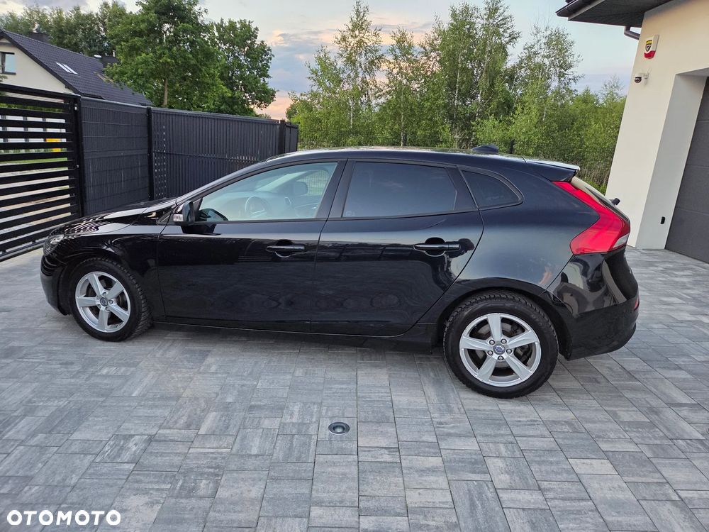 Volvo V40 D2 Powershift Kinetic - 14