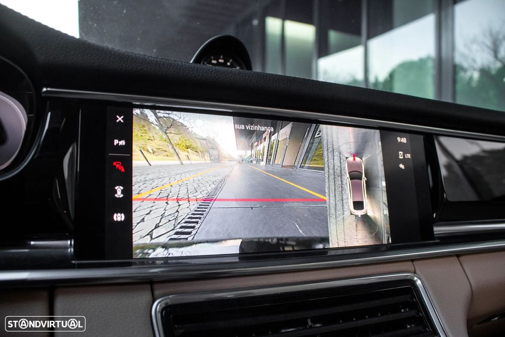 Porsche Panamera 4 E-Hybrid Platinum Edition - 49