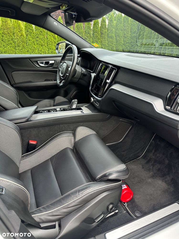 Volvo V60 B3 B Geartronic RDesign - 35