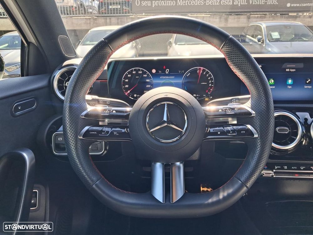 Mercedes-Benz A 250 e AMG Line - 18