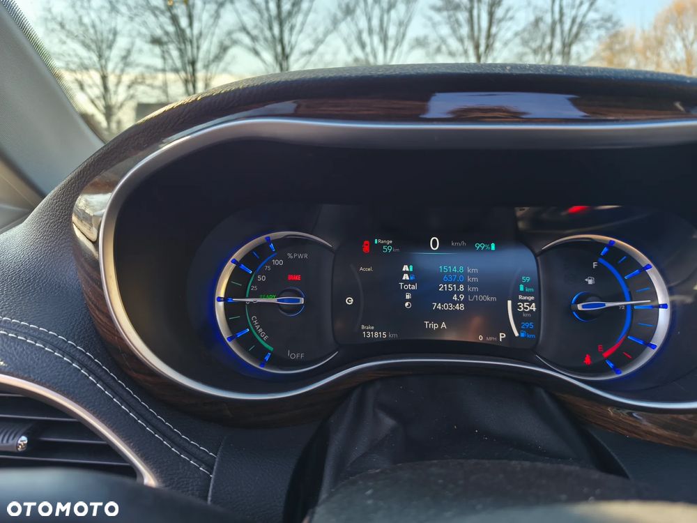 Chrysler Pacifica - 7