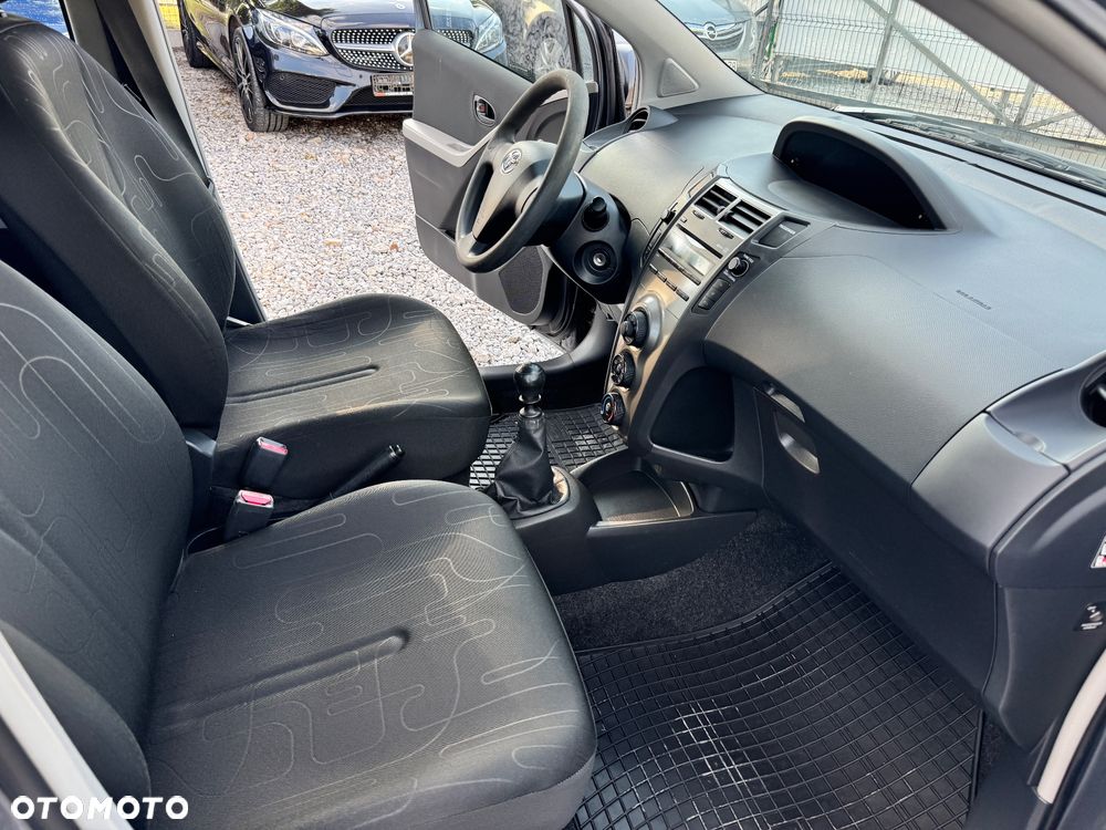 Toyota Yaris - 26