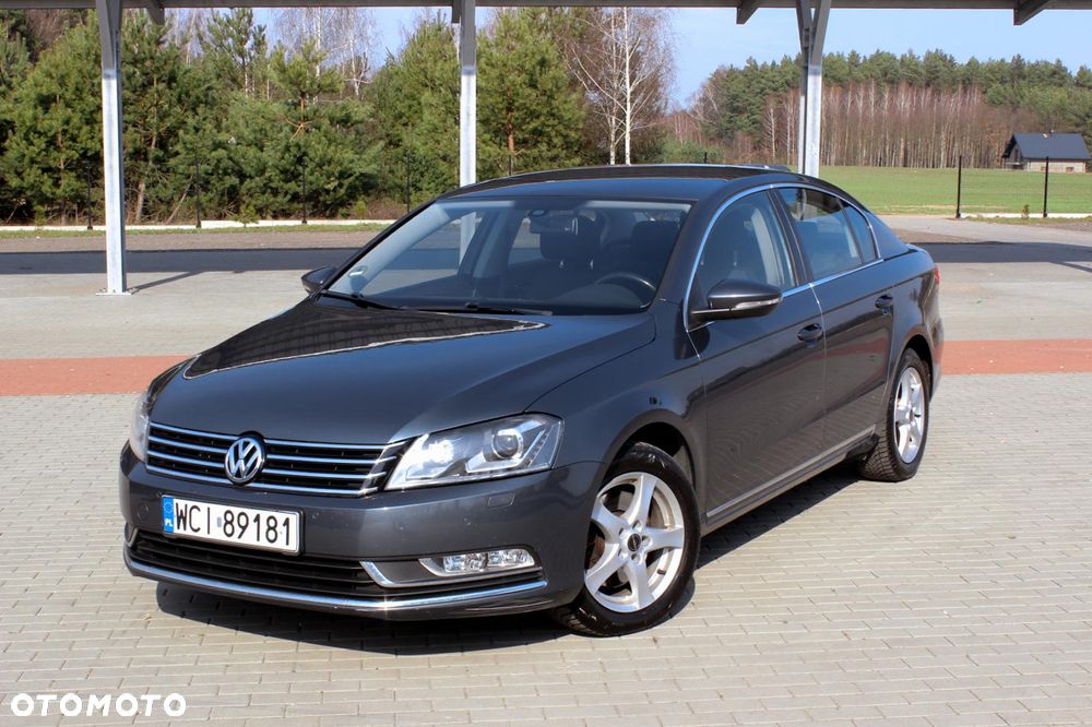 Volkswagen Passat Variant 2.0 TDI DSG BlueMotion Technology Trendline - 1