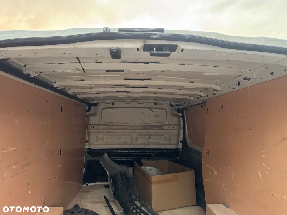 Renault Trafic - 11