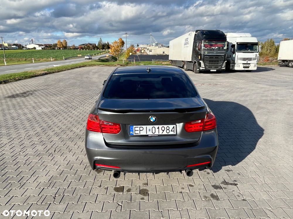 BMW Seria 3 335i - 8