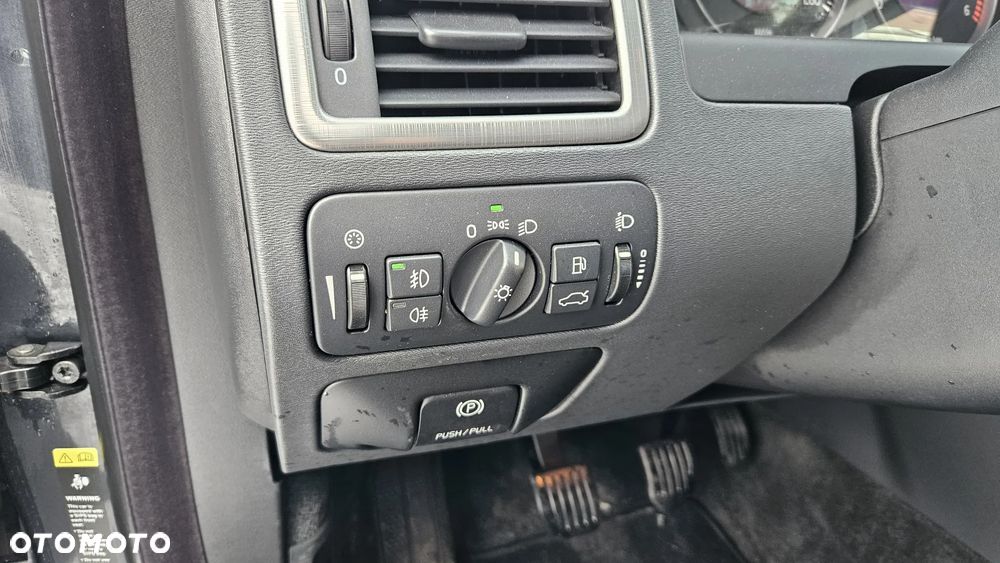 Volvo V70 2.0D Momentum - 12