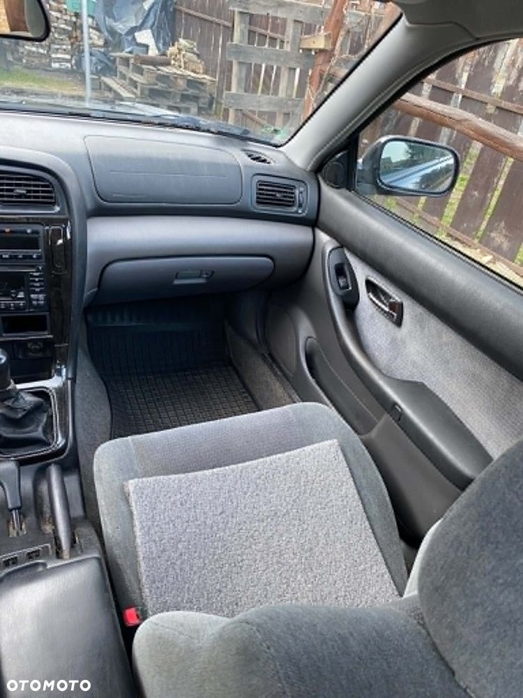Subaru Legacy 2.0GL 16v 4x4 - 5