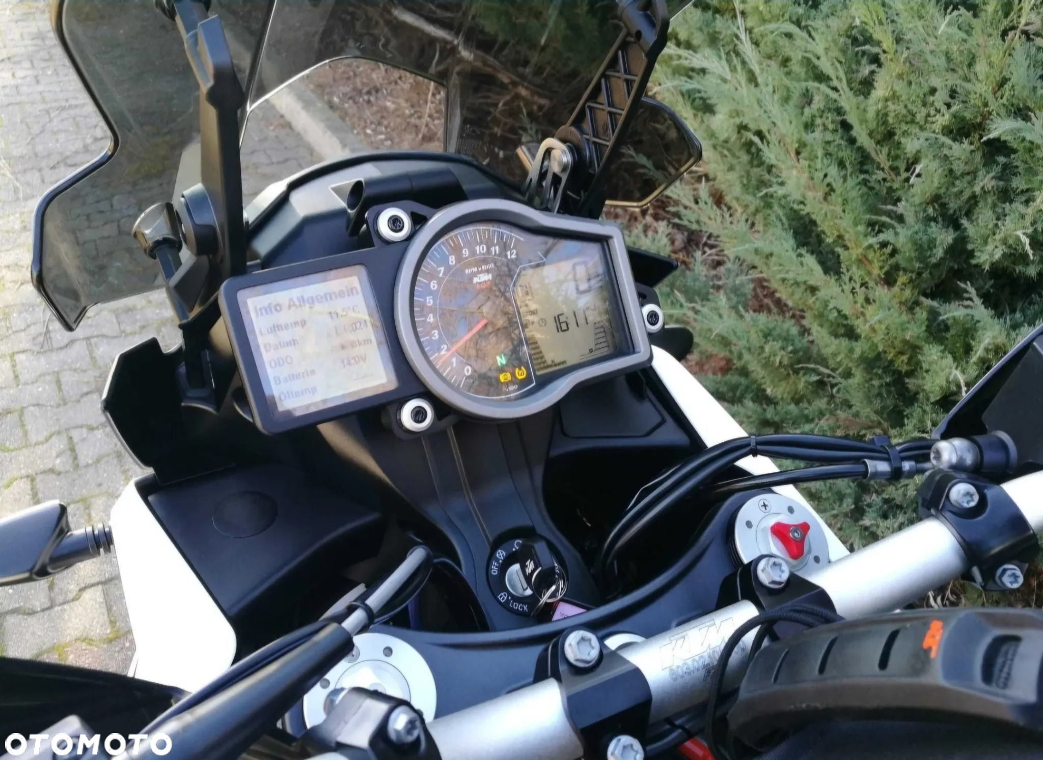 KTM Adventure - 6