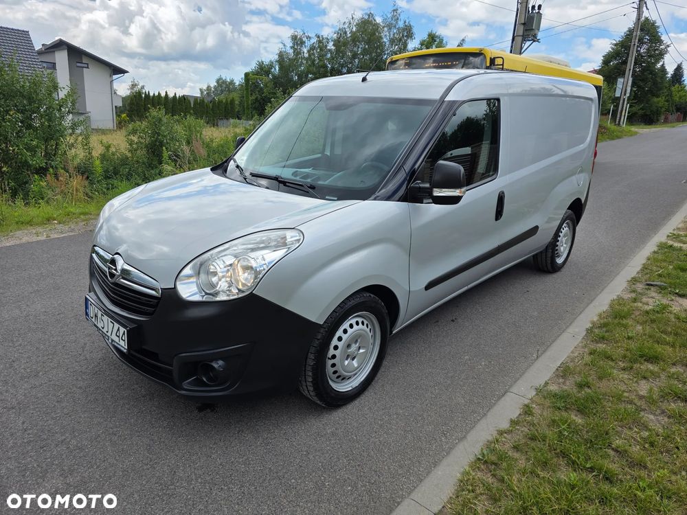Opel Combo 1.4 BENZYNA DOBLO - 30