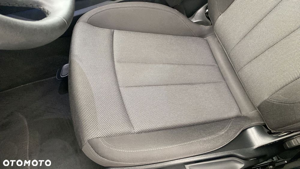 Audi A4 Limousine 35 TFSI mHEV S tronic - 17
