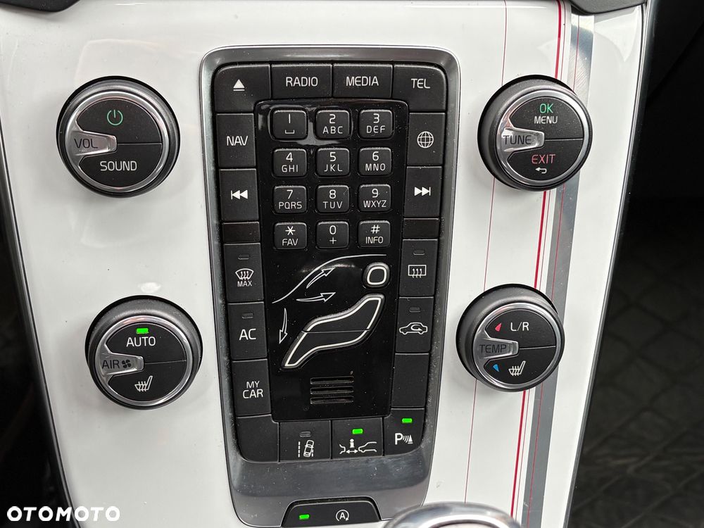 Volvo V40 D4 Drive-E Summum - 15