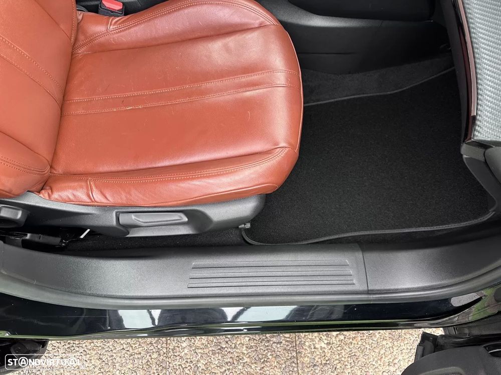 Peugeot 2008 PureTech 130 Allure Pack - 57