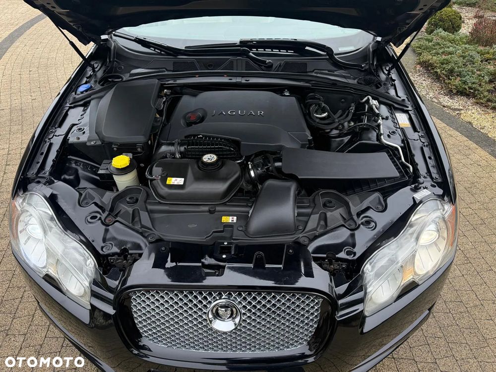 Jaguar XF 3.0 V6 S - 16