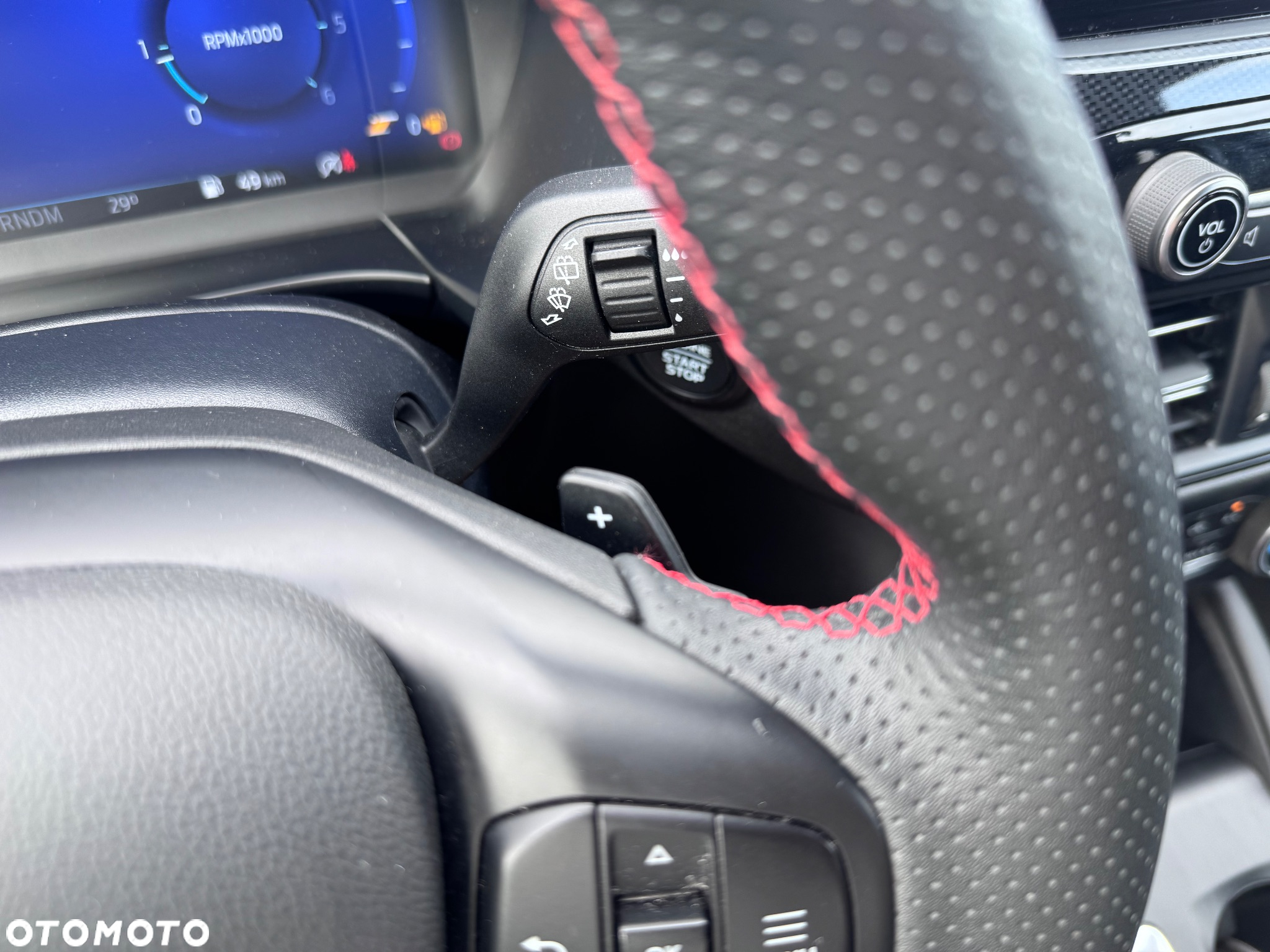 Ford Kuga 2.0 EcoBlue 4x4 ST-LINE X - 33