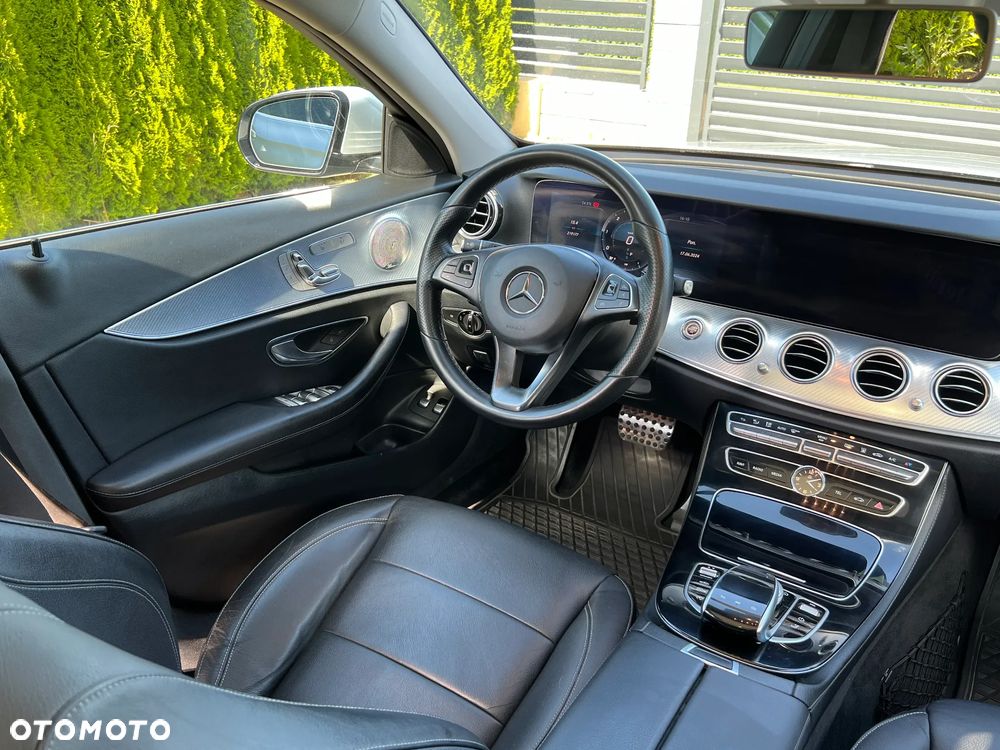 Mercedes-Benz Klasa E 220 d 4Matic T All-Terrain 9G-TRONIC Exclusive - 19
