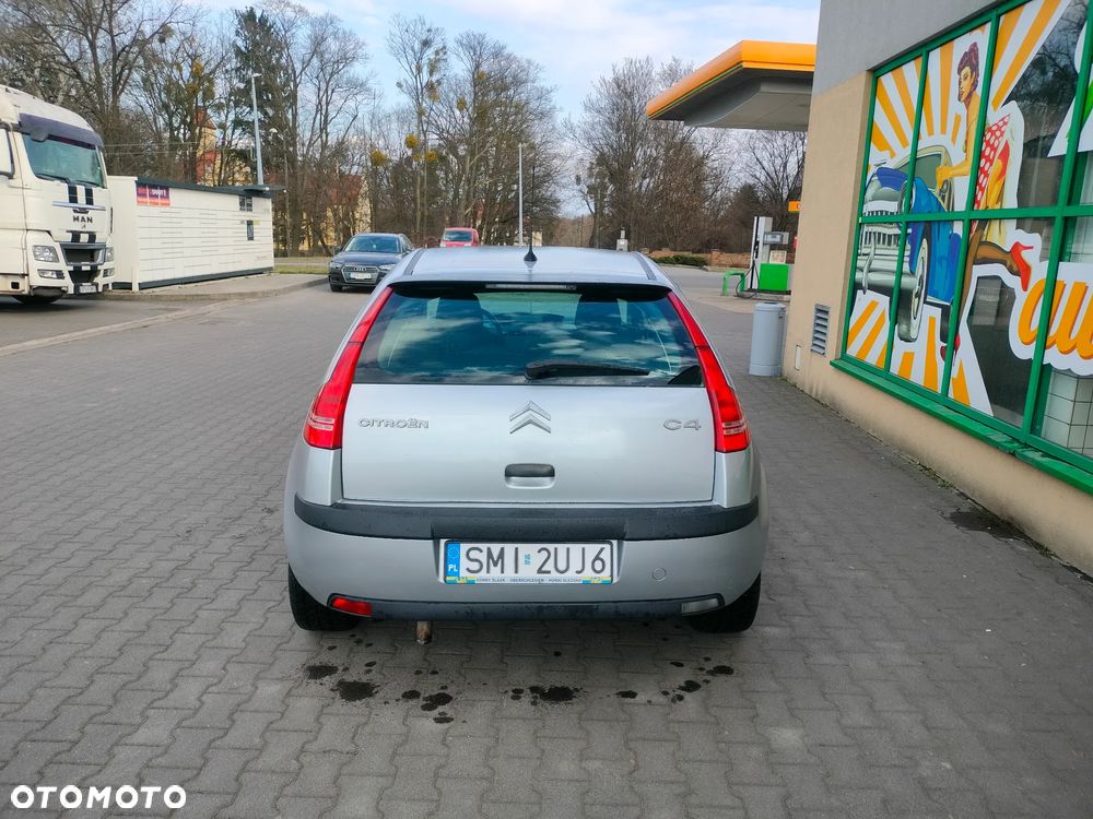 Citroën C4 - 6