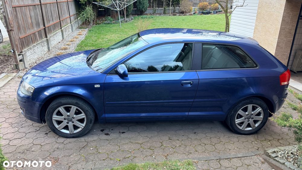 Audi A3 3-drzwiowe 1.6 Ambition - 4