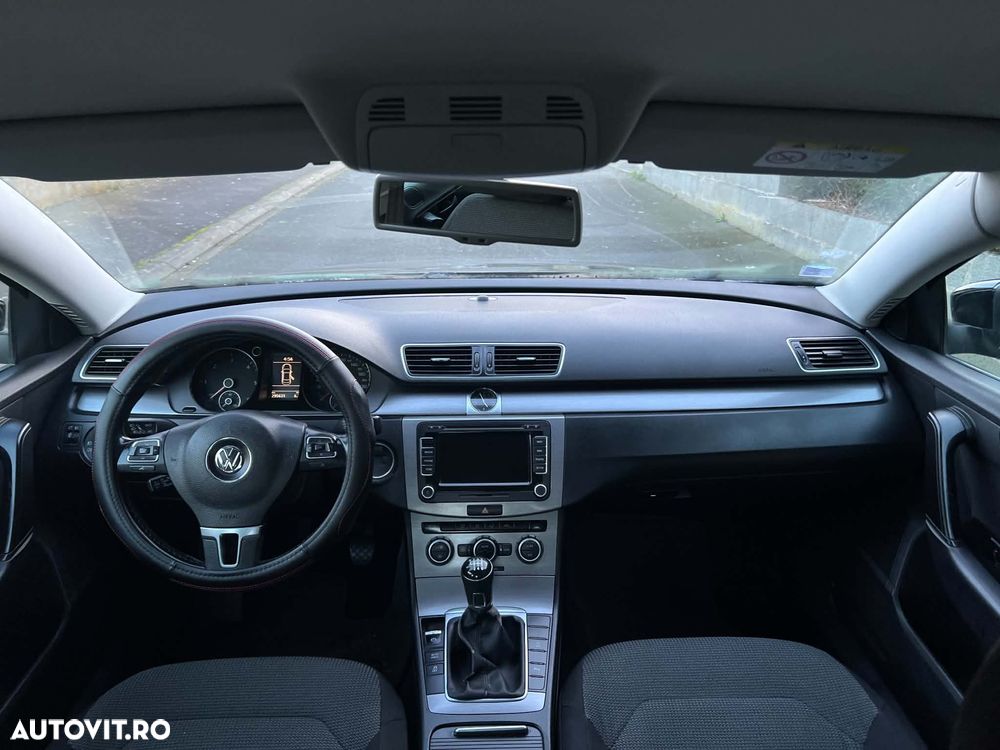 Volkswagen Passat - 7