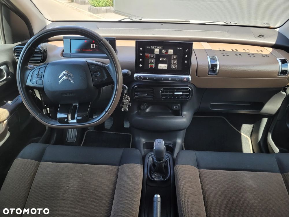 Citroën C4 Cactus - 19