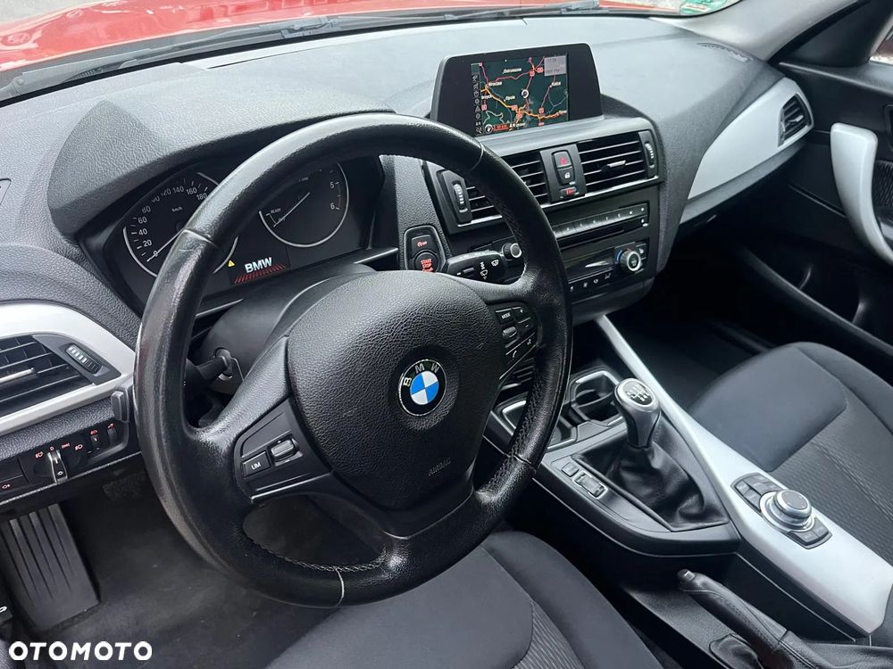 BMW Seria 1 116d - 19