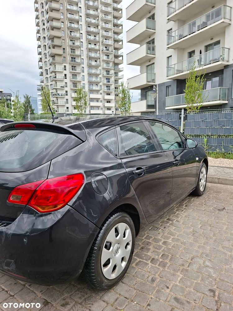 Opel Astra 1.4 Turbo - 3