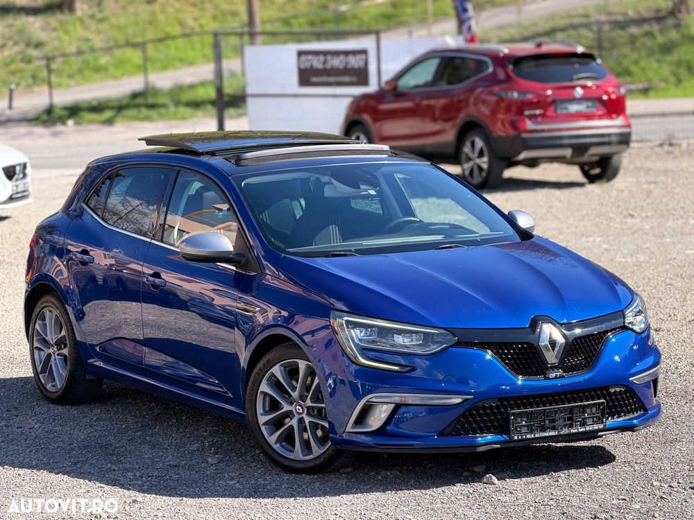 Renault Megane ENERGY TCe 205 EDC GT - 3