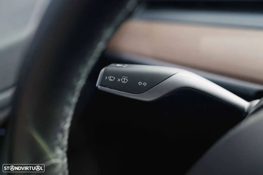 Tesla Model 3 AWD Dual Motor Performance - 4