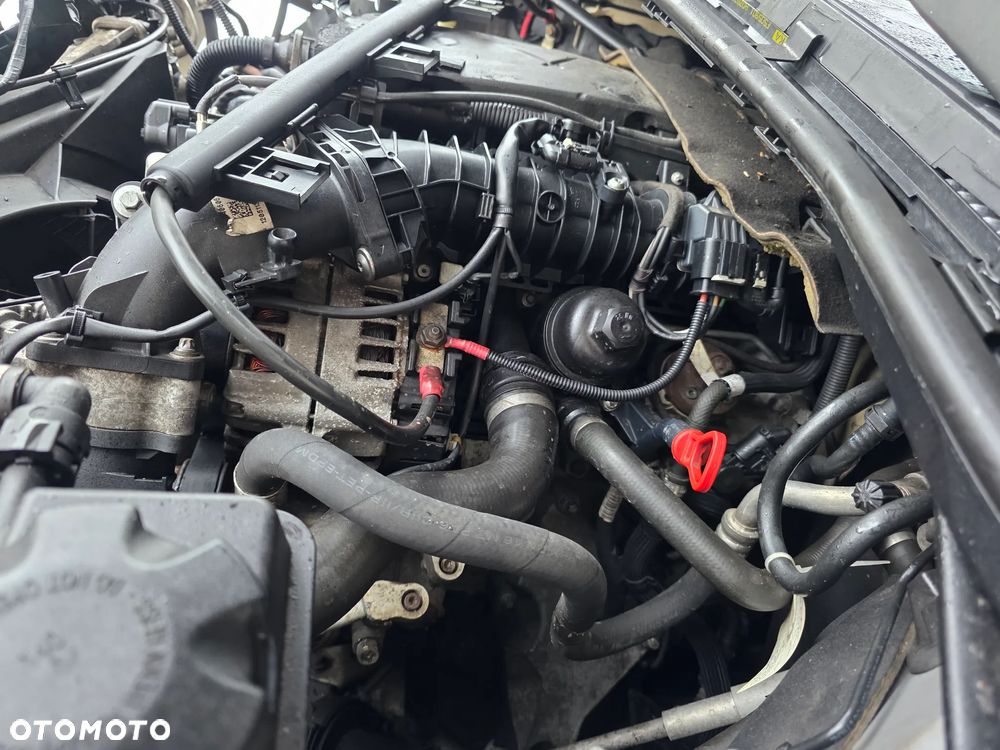 BMW Seria 3 318d Sport Line - 8